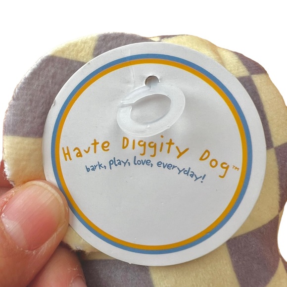 Dog Diggin Designs Toy w/Squeaker - Chewy Vuiton Cream/Grey Size LARGE! New - Picture 5 of 16